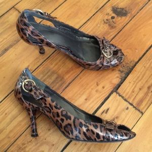 Stuart Weitzman leopard print kitten heels